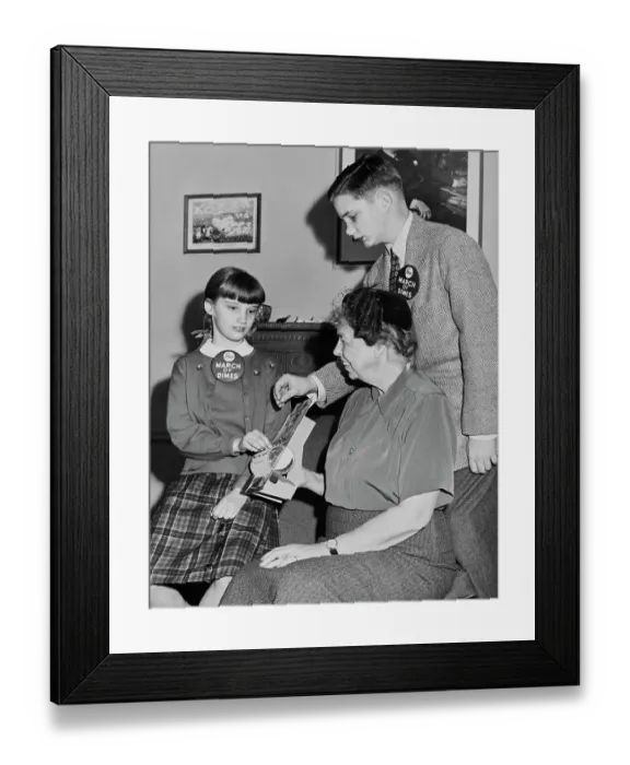 Framed Print : Eleanor Roosevelt And Grandchildren Framed Print : Eleanor Roosevelt And Grandchildren