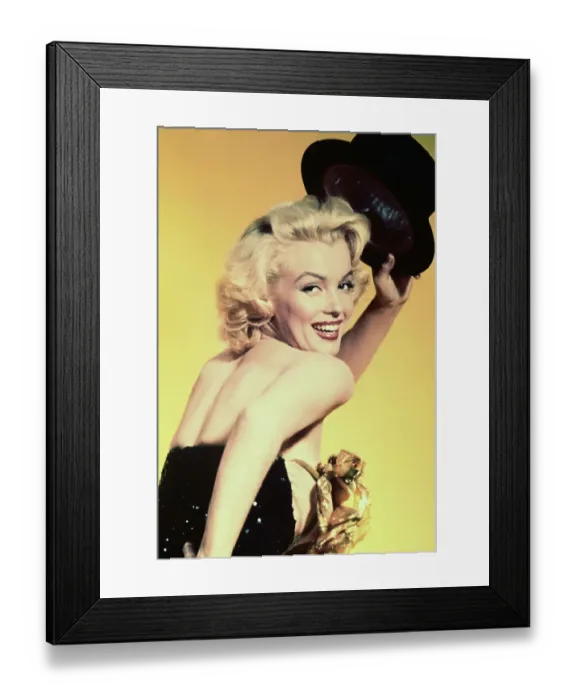 Framed Print : Marilyn Monroe in Gentlemen Prefer Blondes Framed Print : Marilyn Monroe in Gentlemen Prefer Blondes