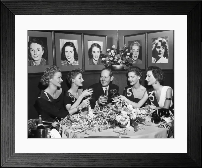 Framed Print : Sheman Billingsly With Models At Club Framed Print : Sheman Billingsly With Models At Club
