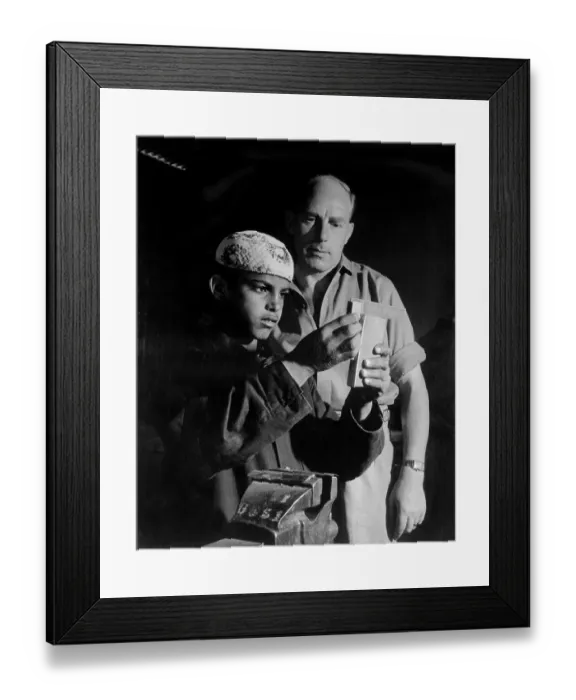 Framed Print : Pupil in Kuwait Learning Engineering Framed Print : Pupil in Kuwait Learning Engineering