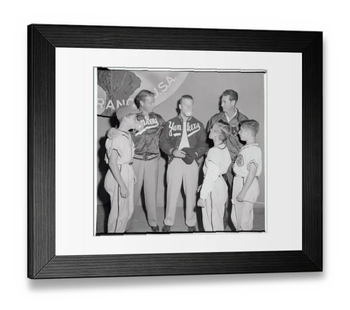 Framed Print : Mickey Mantle Packing Suitcase Framed Print : Mickey Mantle Packing Suitcase