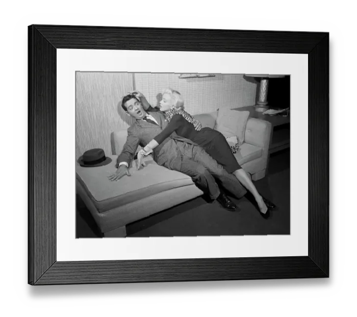 Framed Print : Marilyn Monroe and Tommy Noonan Framed Print : Marilyn Monroe and Tommy Noonan