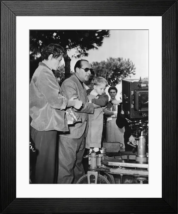 Framed Print : Roberto Rossellini Holding Son Robertino Framed Print : Roberto Rossellini Holding Son Robertino