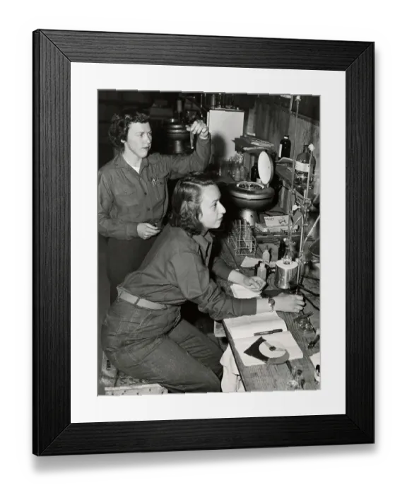 Framed Print : WAVES Battle Study In Korea