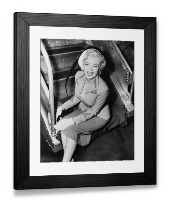 Framed Print : Film Actress Marilyn Monroe Framed Print : Film Actress Marilyn Monroe