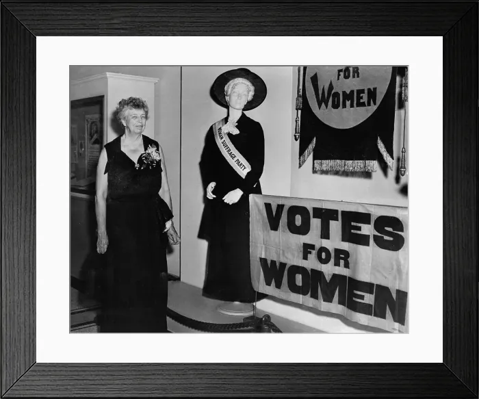 Framed Print : Eleanor Roosevelt Visiting an Exhibit Framed Print : Eleanor Roosevelt Visiting an Exhibit