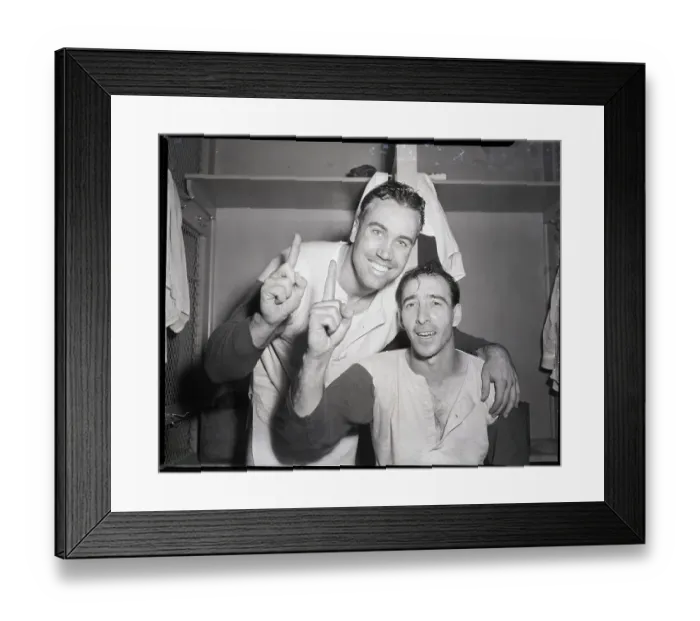 Framed Print : Duke Snider & Billy Cox W / Fingers In Air Framed Print : Duke Snider & Billy Cox W / Fingers In Air