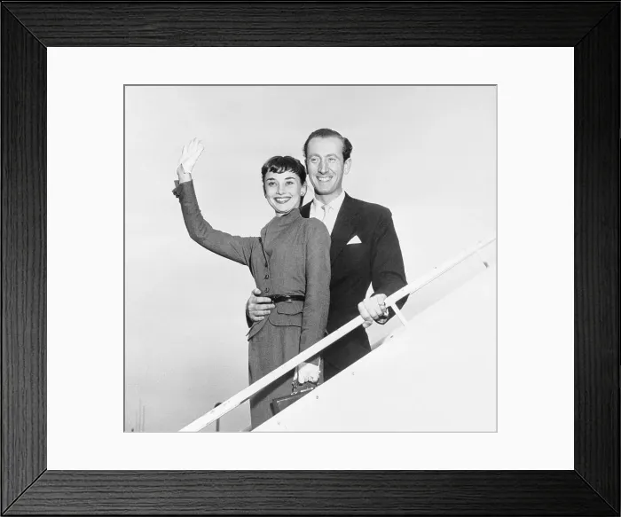 Framed Print : Audrey Hepburn and James Hanson Arriving at Airport Framed Print : Audrey Hepburn and James Hanson Arriving at Airport