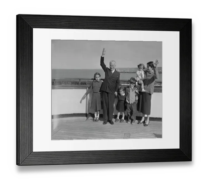 Framed Print : Chaplin Family on Deck of Queen Elizabeth Framed Print : Chaplin Family on Deck of Queen Elizabeth