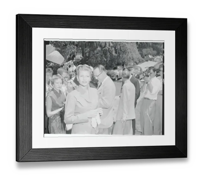 Framed Print : Rita Hayworth Surrounded by Photographers Framed Print : Rita Hayworth Surrounded by Photographers