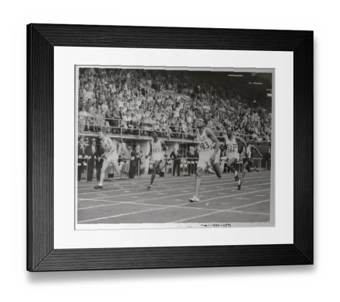 Framed Print : U.S. Olympic Runner Andy Stanefield Winning Race