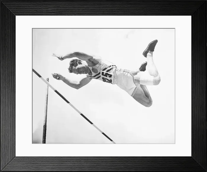 Framed Print : Olympic Pole Vaulter Framed Print : Olympic Pole Vaulter