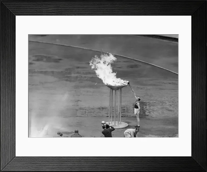 Framed Print : Paavo Nurmi Lighting Olympic Flame Framed Print : Paavo Nurmi Lighting Olympic Flame