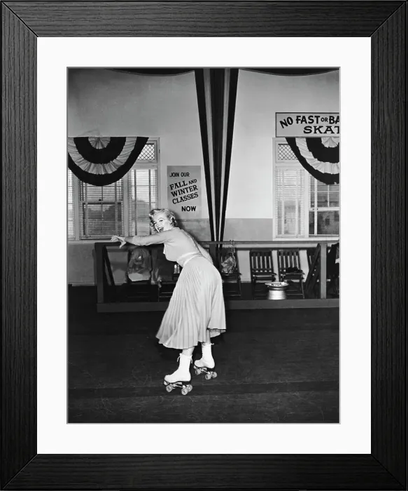 Framed Print : Marilyn Monroe Roller Skating Framed Print : Marilyn Monroe Roller Skating
