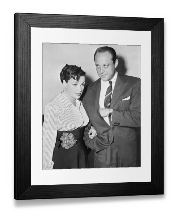 Framed Print : Judy Garland and Sid Luft Attending Court Hearing Framed Print : Judy Garland and Sid Luft Attending Court Hearing