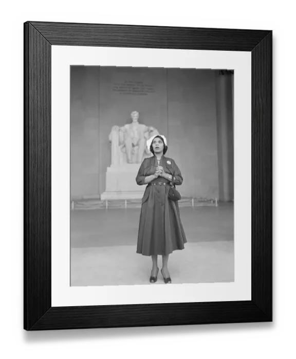 Framed Print : Marian Anderson Singing at the Lincoln Memorial