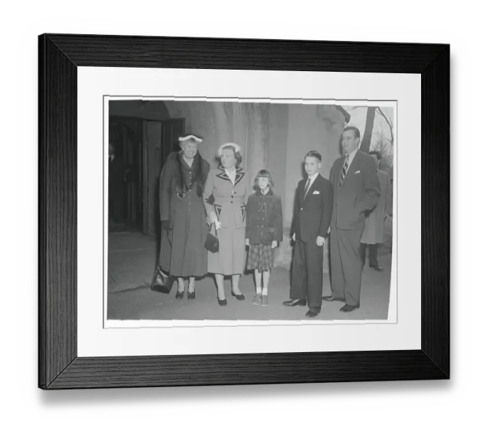 Framed Print : Queen Juliana and Eleanor Roosevelt with Her Family Framed Print : Queen Juliana and Eleanor Roosevelt with Her Family
