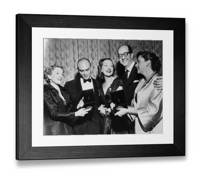 Framed Print : Helen Hayes with Tony Award Winners Framed Print : Helen Hayes with Tony Award Winners