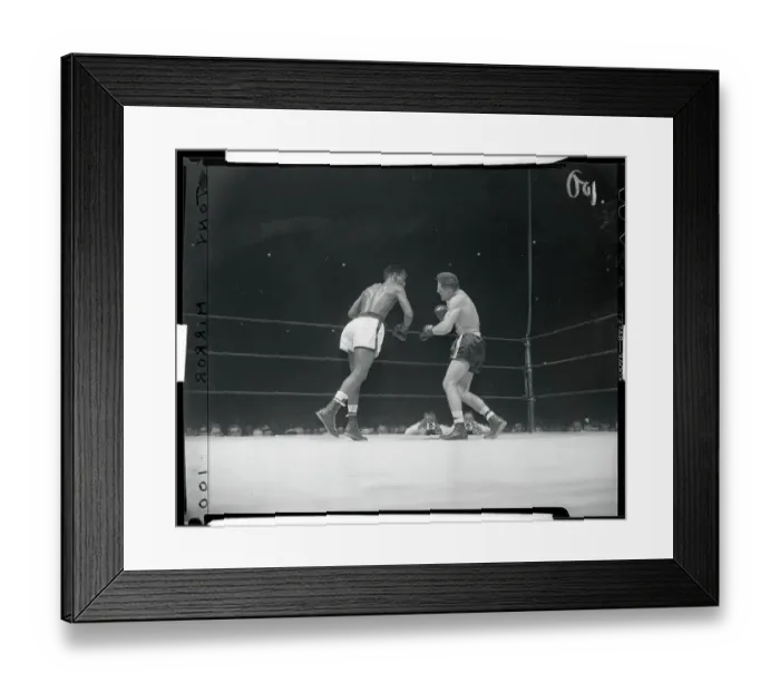 Framed Print : Rocky Castellani Boxing Against Johnny Bratton Framed Print : Rocky Castellani Boxing Against Johnny Bratton