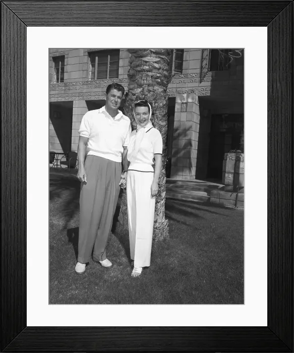 Framed Print : Reagans On Honeymoon In Phoenix Framed Print : Reagans On Honeymoon In Phoenix