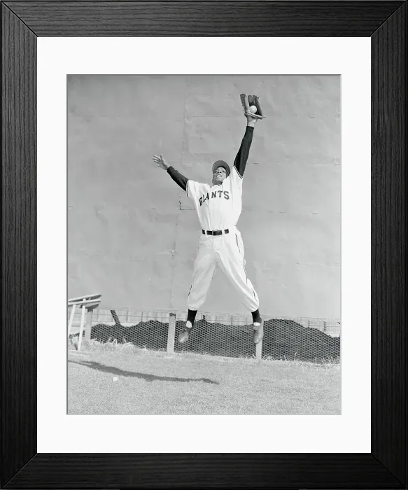 Framed Print : Willie Mays Jumping for a Baseball Catch Framed Print : Willie Mays Jumping for a Baseball Catch