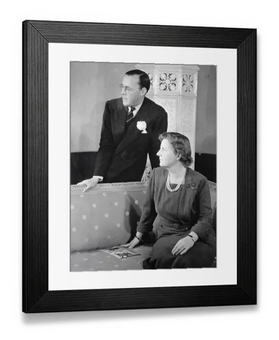 Framed Print : Queen Juliana with Prince Bernhard Framed Print : Queen Juliana with Prince Bernhard
