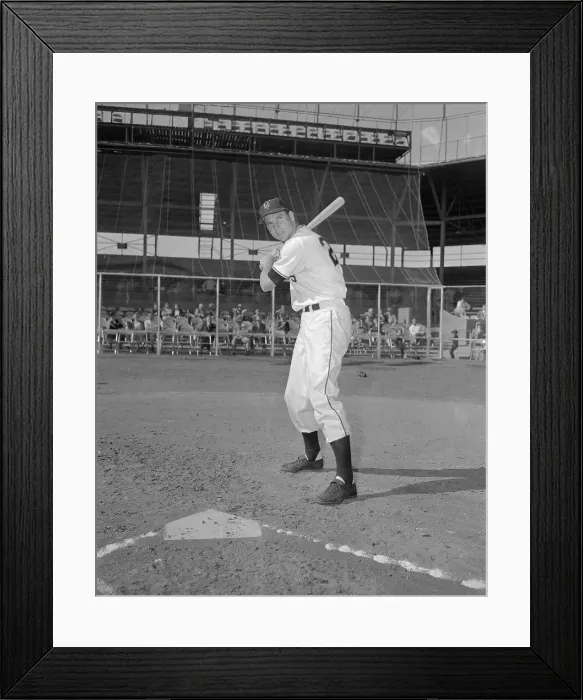 Framed Print : Bobby Thomson in Batting Position Framed Print : Bobby Thomson in Batting Position