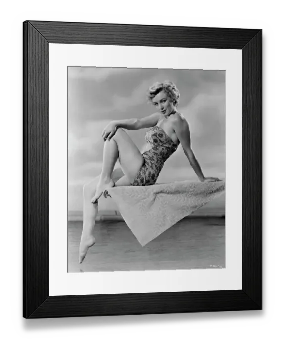 Framed Print : Marilyn Monroe Framed Print : Marilyn Monroe