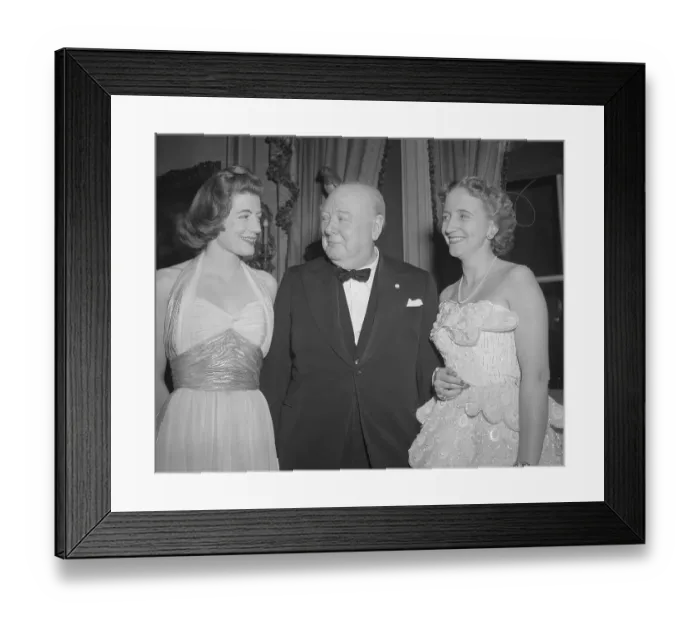 Framed Print : Winston Churchill with Daughter and Margaret Truman