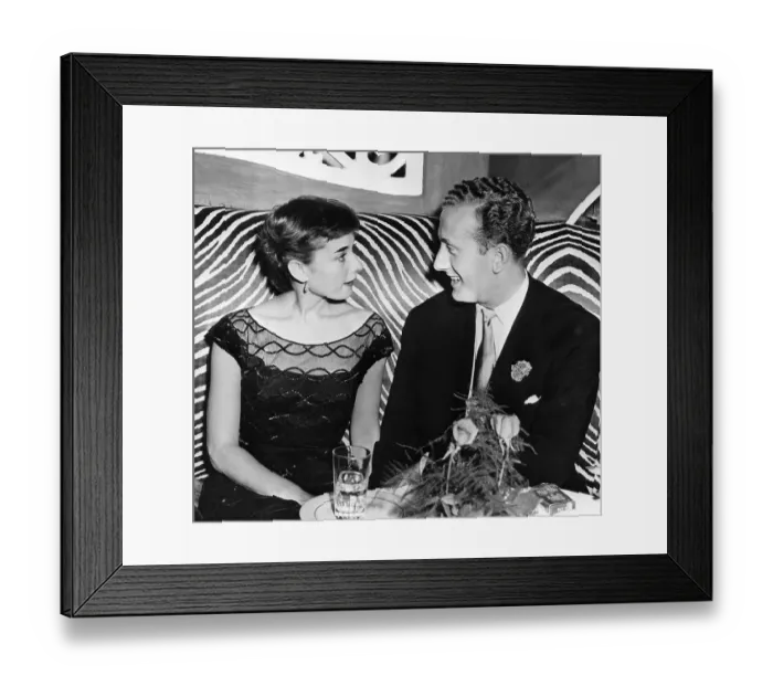 Framed Print : Audrey Hepburn Seated with James Hanson Framed Print : Audrey Hepburn Seated with James Hanson