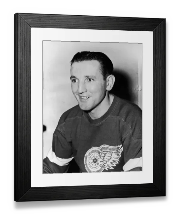 Framed Print : Sid Abel. (Original Caption). October 1952-- For 12 years Framed Print : Sid Abel. (Original Caption). October 1952-- For 12 years