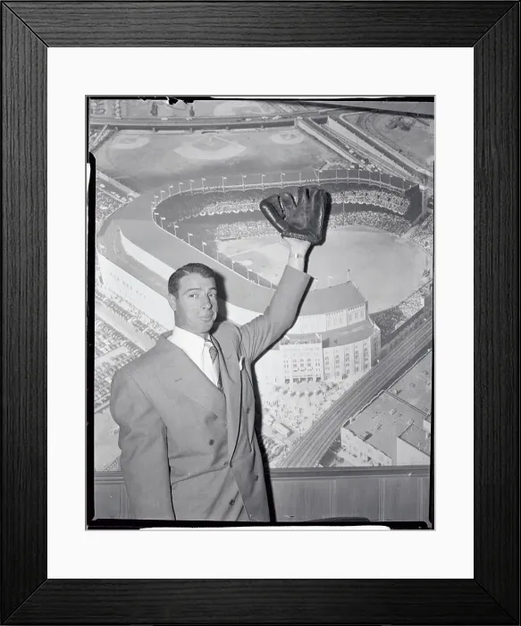 Framed Print : Joe DiMaggio Framed Print : Joe DiMaggio
