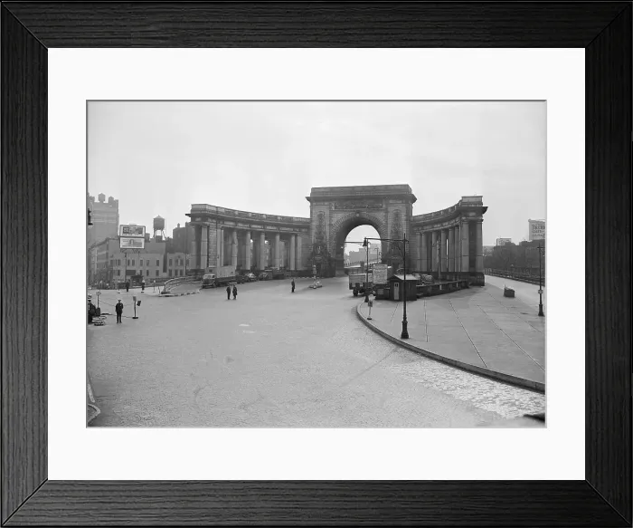 Framed Print : Testing at the Manhattan Bridge Framed Print : Testing at the Manhattan Bridge