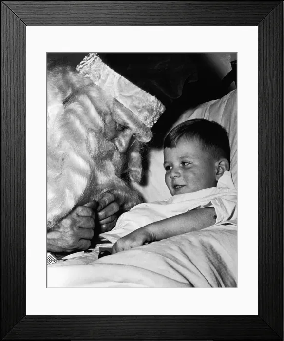 Framed Print : Santa Claus Greeting Sick Boy (4-5) Framed Print : Santa Claus Greeting Sick Boy (4-5)
