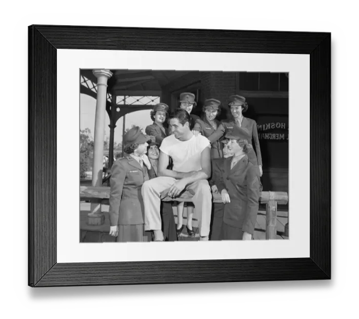 Framed Print : Steve Cochran Speaking With Female Marines Framed Print : Steve Cochran Speaking With Female Marines
