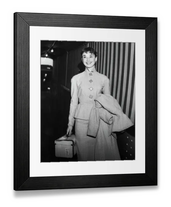 Framed Print : Portrait of Audrey Hepburn Framed Print : Portrait of Audrey Hepburn