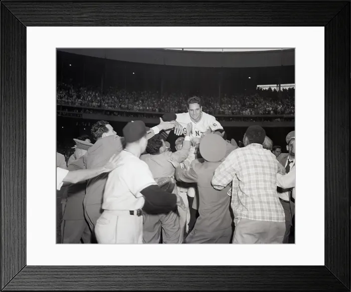 Framed Print : Fans Carry Bobby Thomson On Shoulders Framed Print : Fans Carry Bobby Thomson On Shoulders
