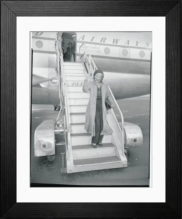 Framed Print : Tallulah Bankhead Waving Framed Print : Tallulah Bankhead Waving