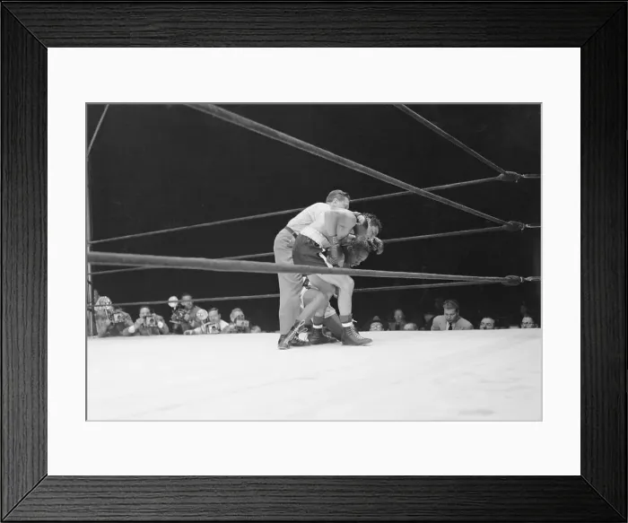 Framed Print : Ray Miller and Sandy Saddler Boxing Framed Print : Ray Miller and Sandy Saddler Boxing