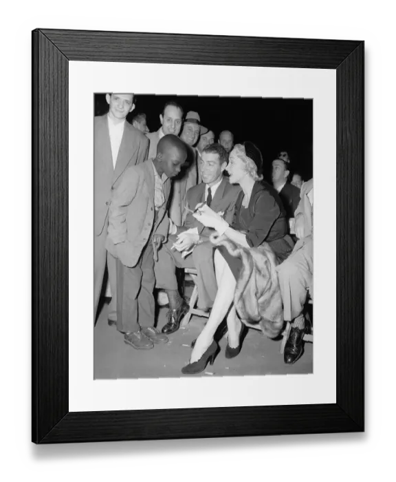Framed Print : Lad Gets J Dimaggio & M Dietrich Autogra Framed Print : Lad Gets J Dimaggio & M Dietrich Autogra