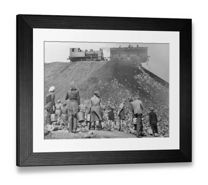 Framed Print : Frankfurt Mothers Collecting Free Coal Framed Print : Frankfurt Mothers Collecting Free Coal