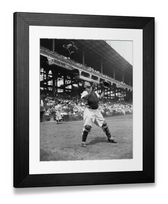 Framed Print : Roy Campanella Looking Up to Catching Ball Framed Print : Roy Campanella Looking Up to Catching Ball