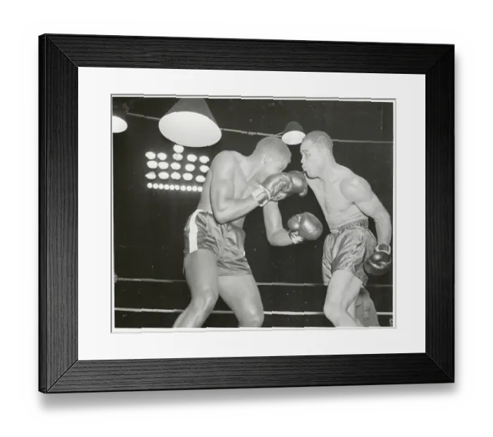 Framed Print : Joe Louis and Jimmy Bivins in Boxing Action Framed Print : Joe Louis and Jimmy Bivins in Boxing Action