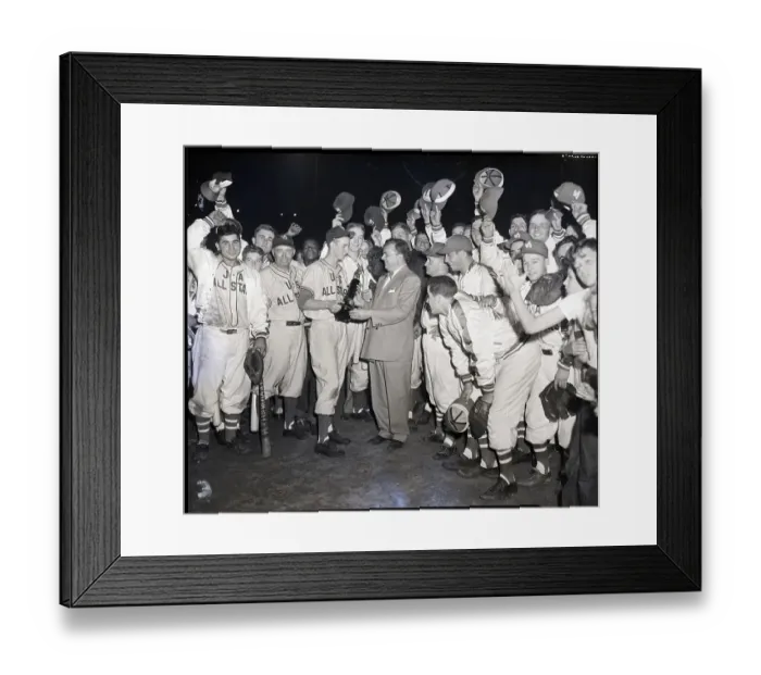 Framed Print : M.Kase Presenting Trophy To A.Kaline Framed Print : M.Kase Presenting Trophy To A.Kaline