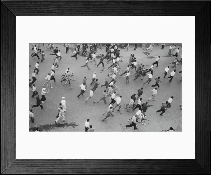 Framed Print : Iranian Protesters in the Street Framed Print : Iranian Protesters in the Street