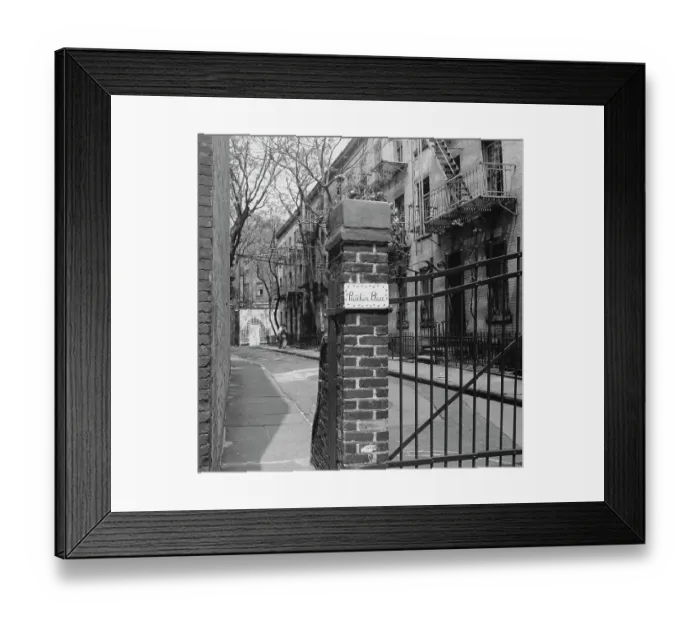 Framed Print : Patchin Place, Greenwich Village Framed Print : Patchin Place, Greenwich Village