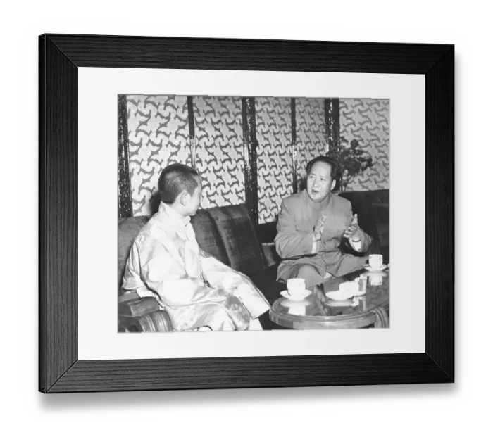 Framed Print : Mao Tse-Tung Talks To Panchen Ngoerhtehn Framed Print : Mao Tse-Tung Talks To Panchen Ngoerhtehn