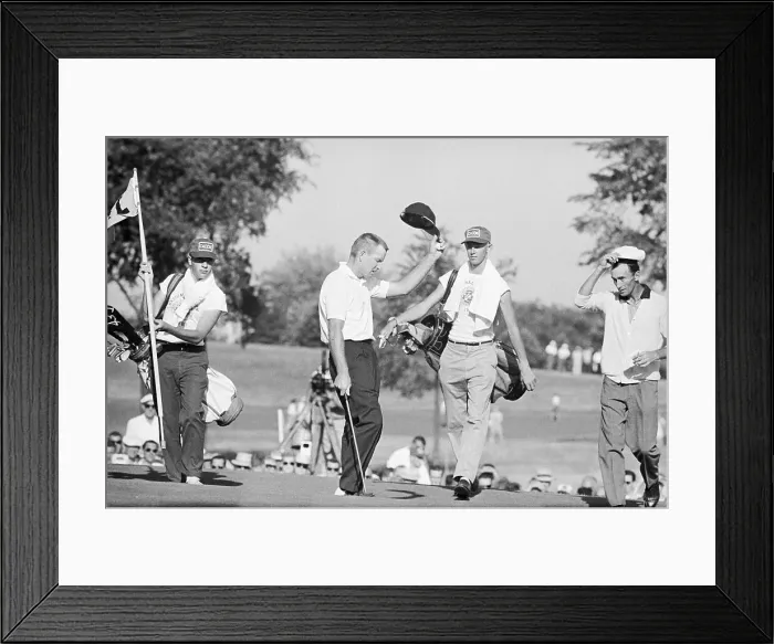 Framed Print : Gene Littler Acknowledging the Crowd Framed Print : Gene Littler Acknowledging the Crowd