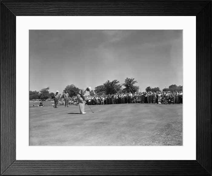 Framed Print : Ben Hogan Sinking a Putt Framed Print : Ben Hogan Sinking a Putt