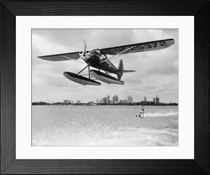 Framed Print : Champion Waterskier Framed Print : Champion Waterskier